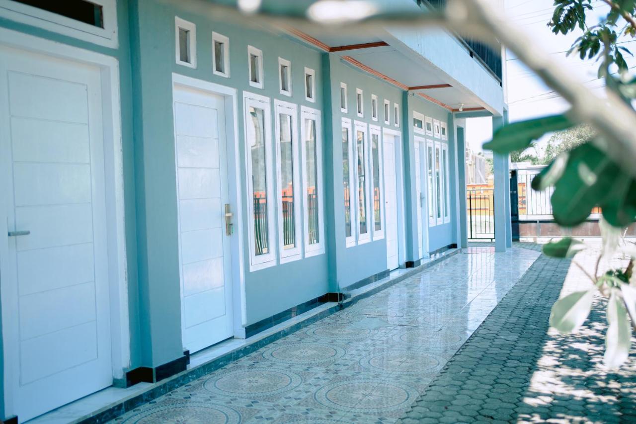 Getrudis Guesthouse Labuan Bajo Exterior foto