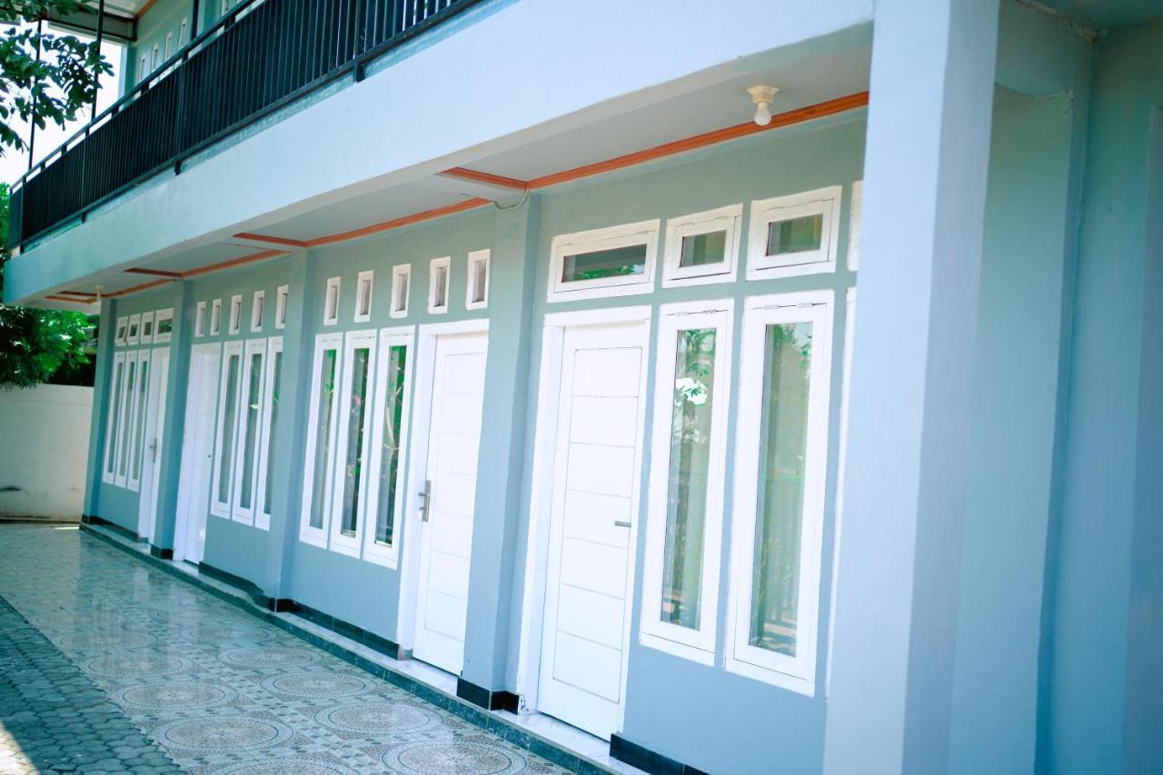 Getrudis Guesthouse Labuan Bajo Exterior foto